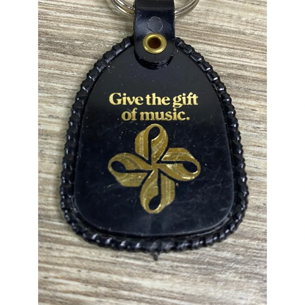 Vintage Capitol Records Keychain Miami Give The Gift Of Music‎ Black Gold Promo